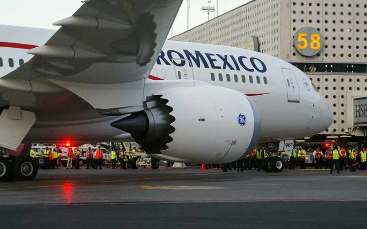 Aeroméxico anuncia su salida formal de la Bolsa Mexicana